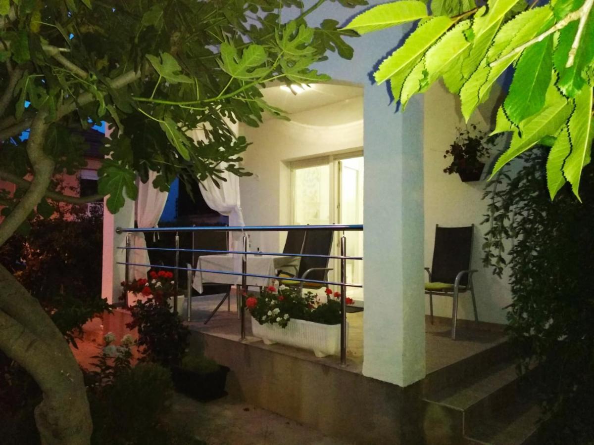 Radenka Zafron Apartment Vodice Ngoại thất bức ảnh