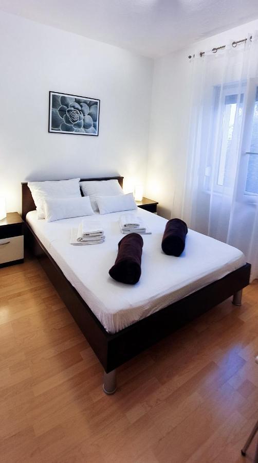 Radenka Zafron Apartment Vodice Ngoại thất bức ảnh