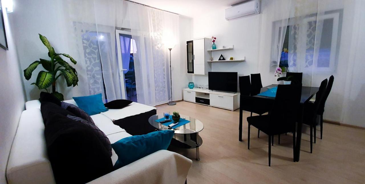 Radenka Zafron Apartment Vodice Ngoại thất bức ảnh