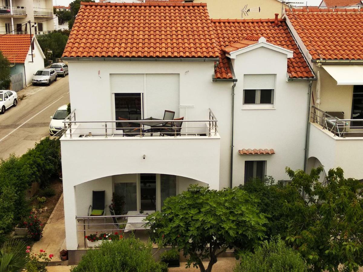 Radenka Zafron Apartment Vodice Ngoại thất bức ảnh